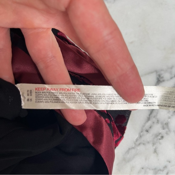 Free People Magic Hour Cami Maroon Red Burnout Velvet Satin Trim Medium - Picture 10 of 15